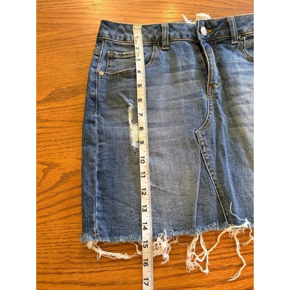 Altar'd State Distressed Denim Mini Skirt Sz‎ Small Raw Frayed Hem Boho Festival
